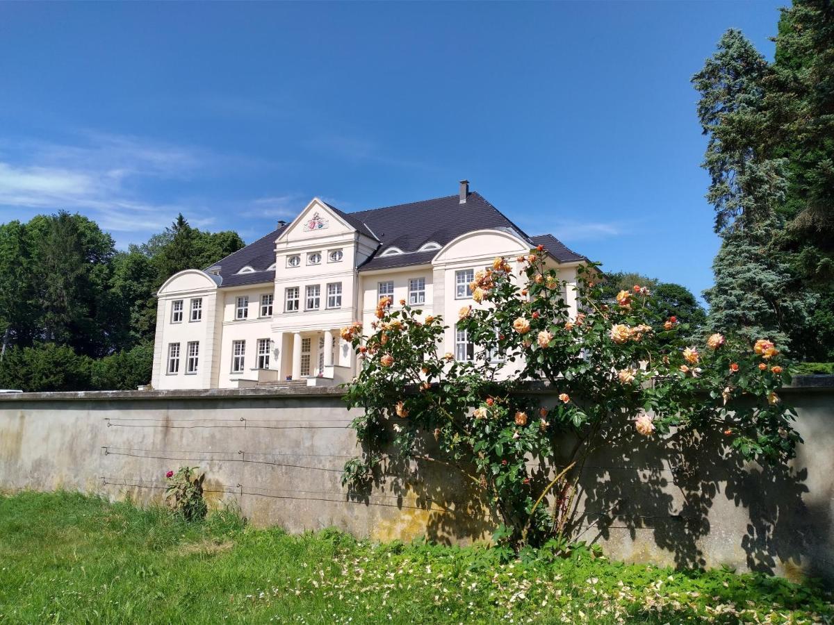 Schloß Wichmannsdorf Kröpelin Exterior foto