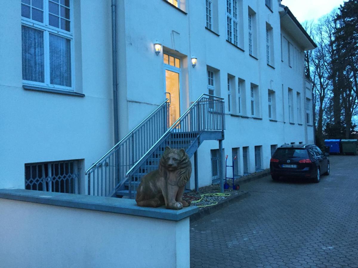 Schloß Wichmannsdorf Kröpelin Exterior foto